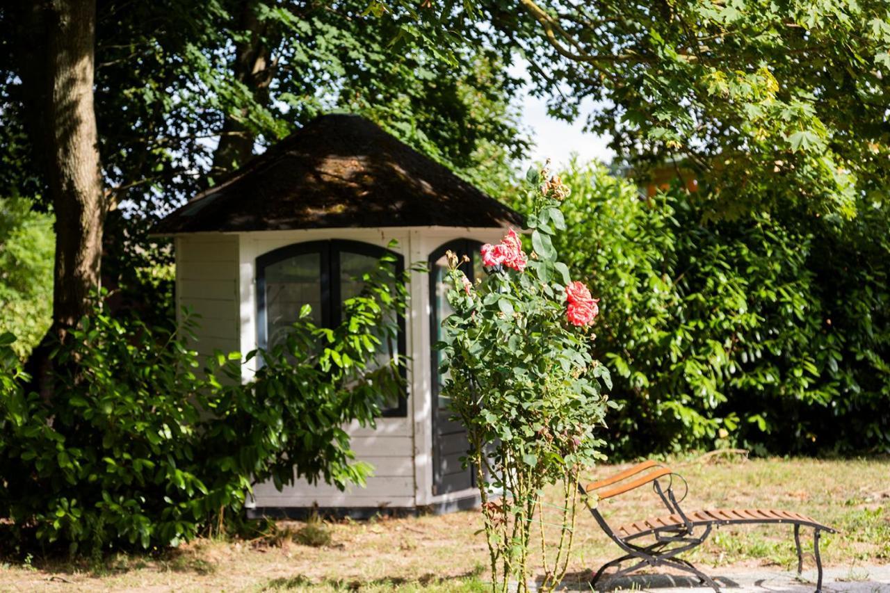 Gutshauszimmer Neu Gaarz Eksteriør billede